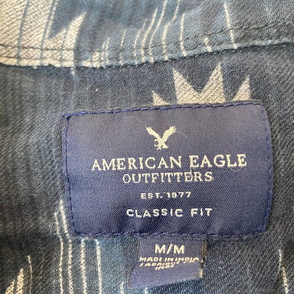 American Eagle Outfitters Men's Shirt M Classic Fit Aztec Southwestern Casual - Picture 3 of 8